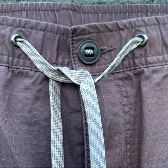 Vuori Ripstop Pants | Wide Leg | Organic Cotton Beige Mauve | Size Small - Picture 5 of 8